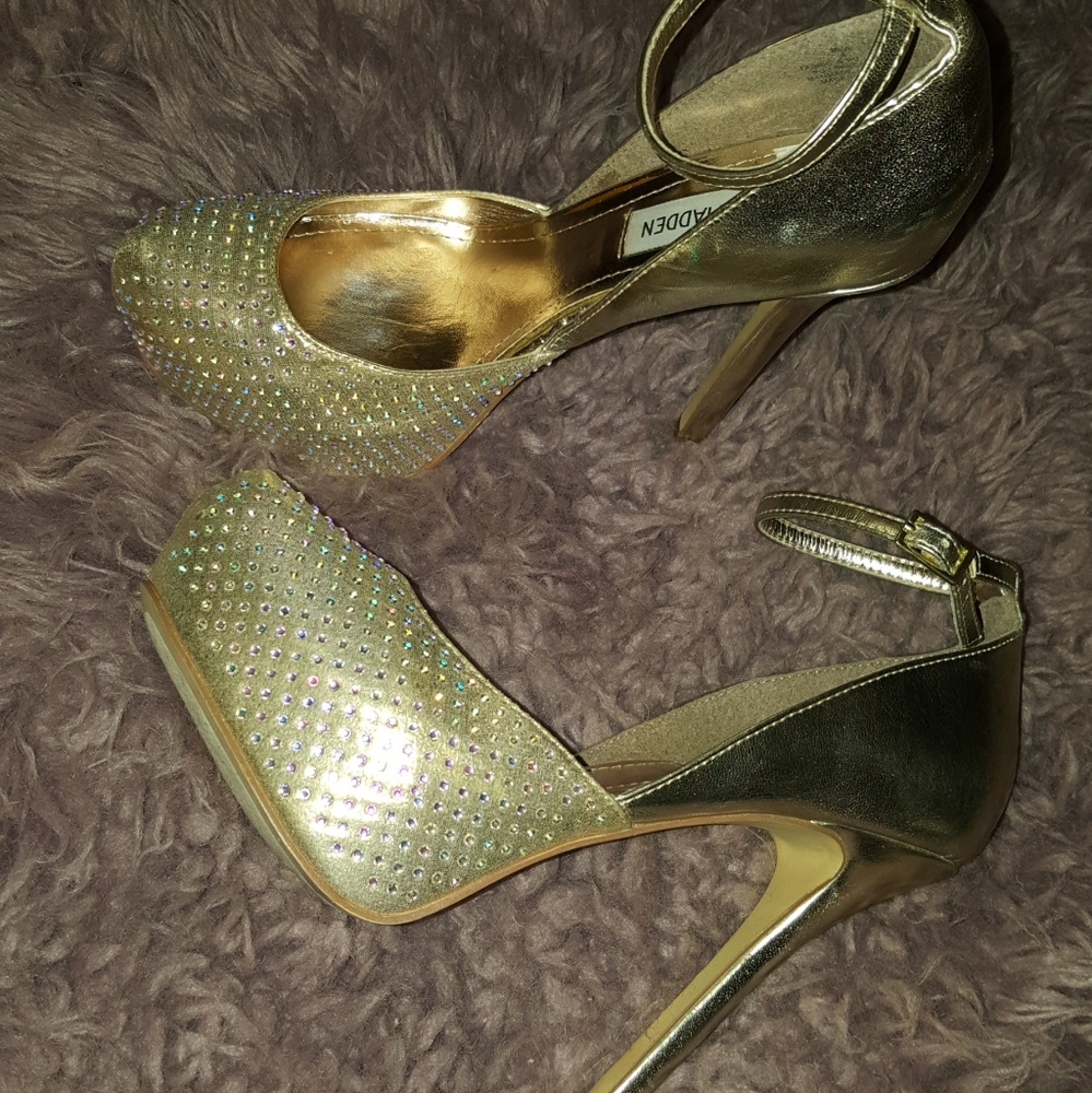 Steve Madden Gold Metallic Crystal Stilettos sz 8 - Picture 3 of 4